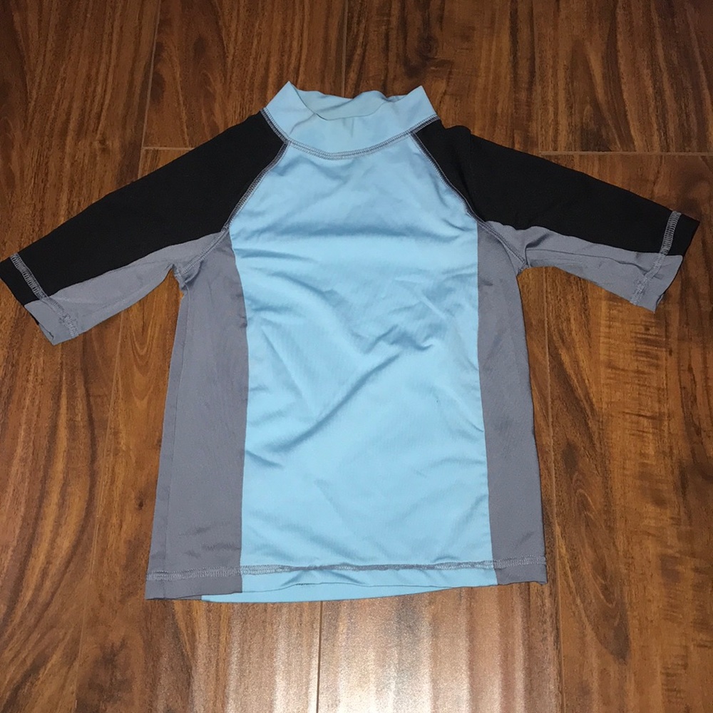 Cat & jack blue & Gray swimming shirt rashguard